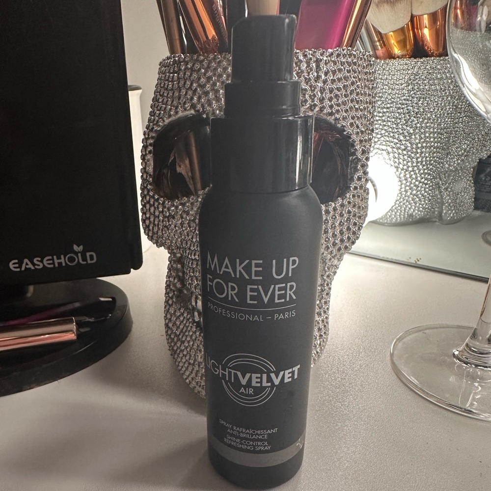 New Makeup Forever setting spray